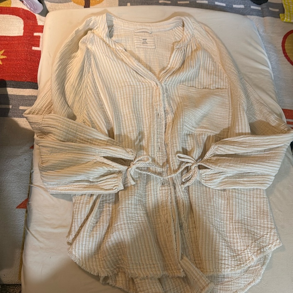 Aerie button down blouse shirt